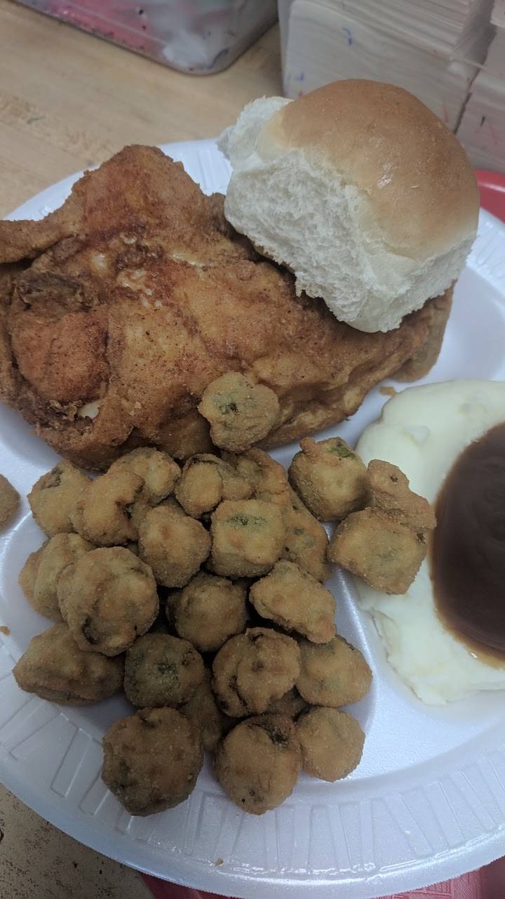 York Crossing Restaurant | restaurant | 2301 Westinghouse Blvd # 8, Charlotte, NC 28273, USA | 7045885444 OR +1 704-588-5444