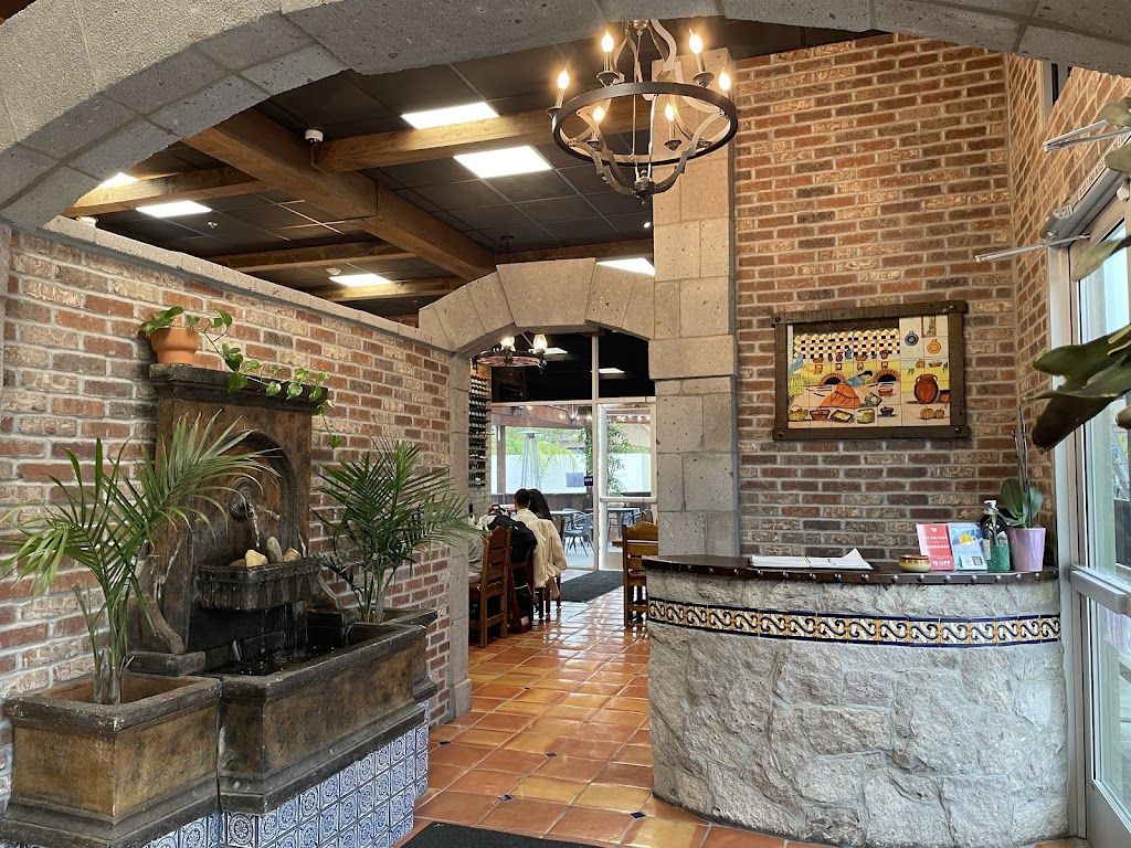 Los Molcajetes Bar & Grill | restaurant | 1950 Piner Rd #130, Santa Rosa, CA 95403, USA | 7078434716 OR +1 707-843-4716