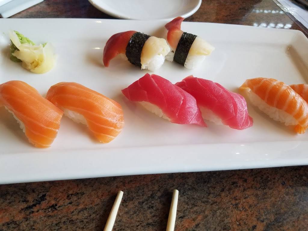 Shanghai Bistro | restaurant | 2930 Craig Rd, Eau Claire, WI 54701, USA | 7158353348 OR +1 715-835-3348