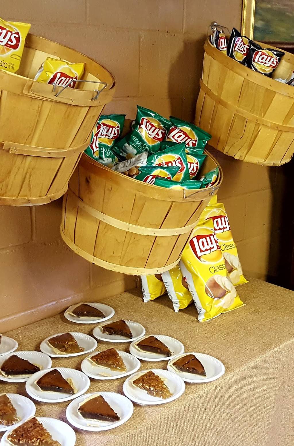 Hot Thomas Barbeque | restaurant | 3753 Greensboro Hwy, Watkinsville, GA 30677, USA | 7067696550 OR +1 706-769-6550