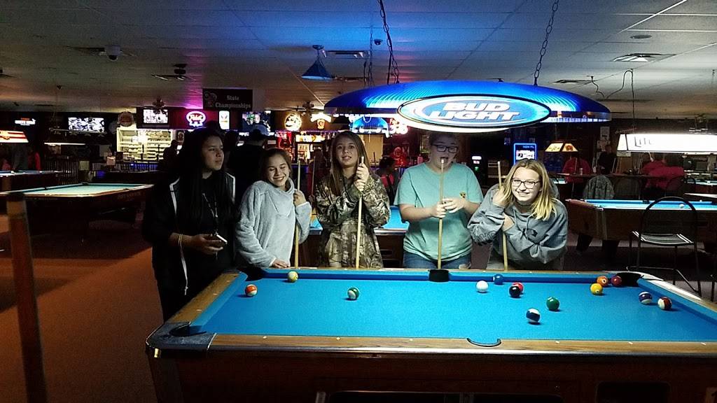 Sandite Billiards & Grill | restaurant | 7822 West Parkway Blvd N, Tulsa, OK 74127, USA | 9182452859 OR +1 918-245-2859