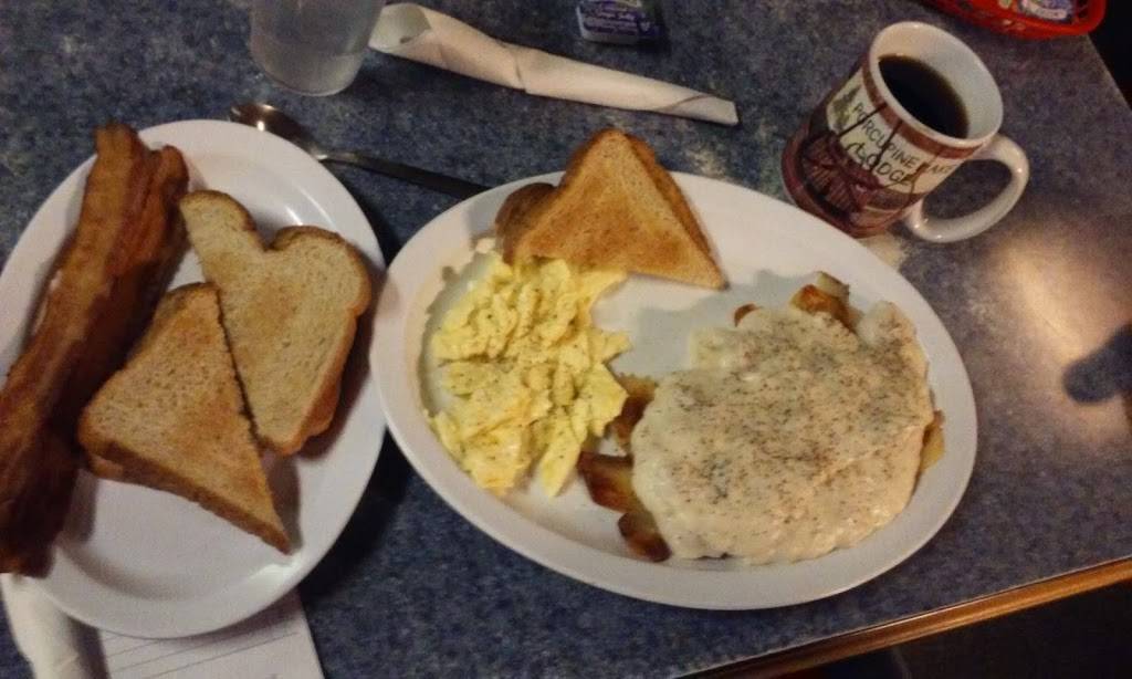 Mandys Family Restaurant | restaurant | 117 N Main St, Grayville, IL 62844, USA | 6183752021 OR +1 618-375-2021