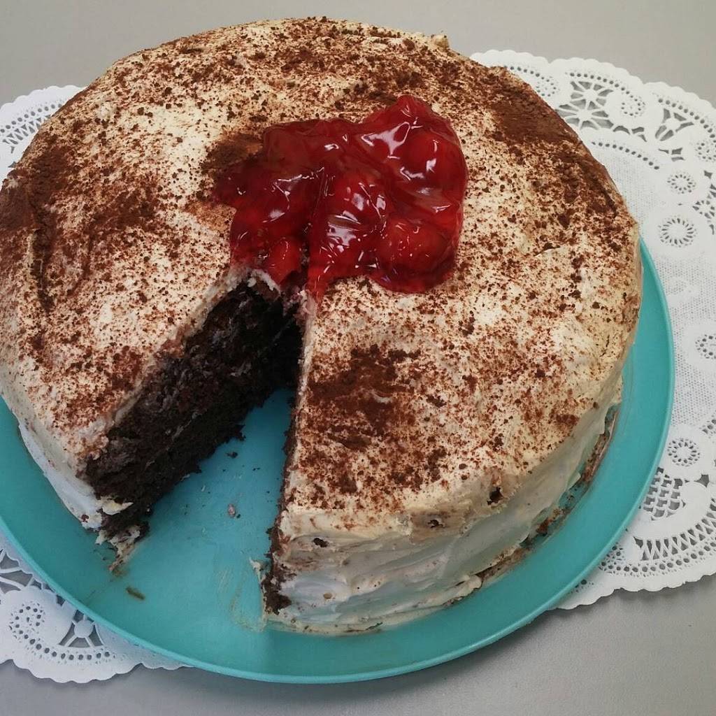 Boarding House Treasures & Tea Room | restaurant | 3903 Ellison St, Hope Mills, NC 28348, USA | 9104917777 OR +1 910-491-7777