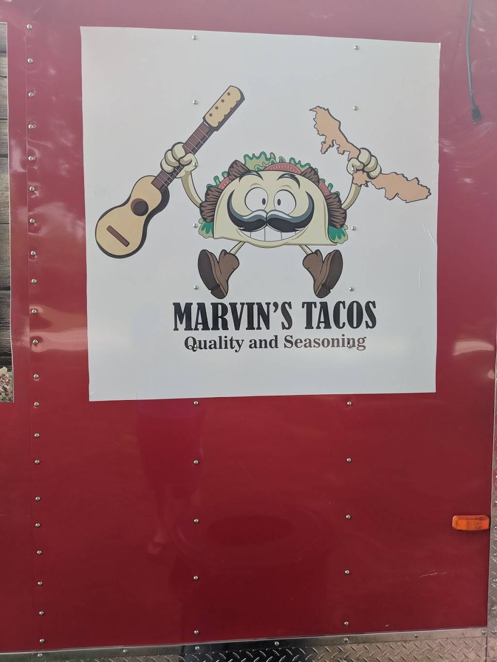 Marvins Tacos | restaurant | 1210 W Locust St, Belvidere, IL 61008, USA | 8152986443 OR +1 815-298-6443