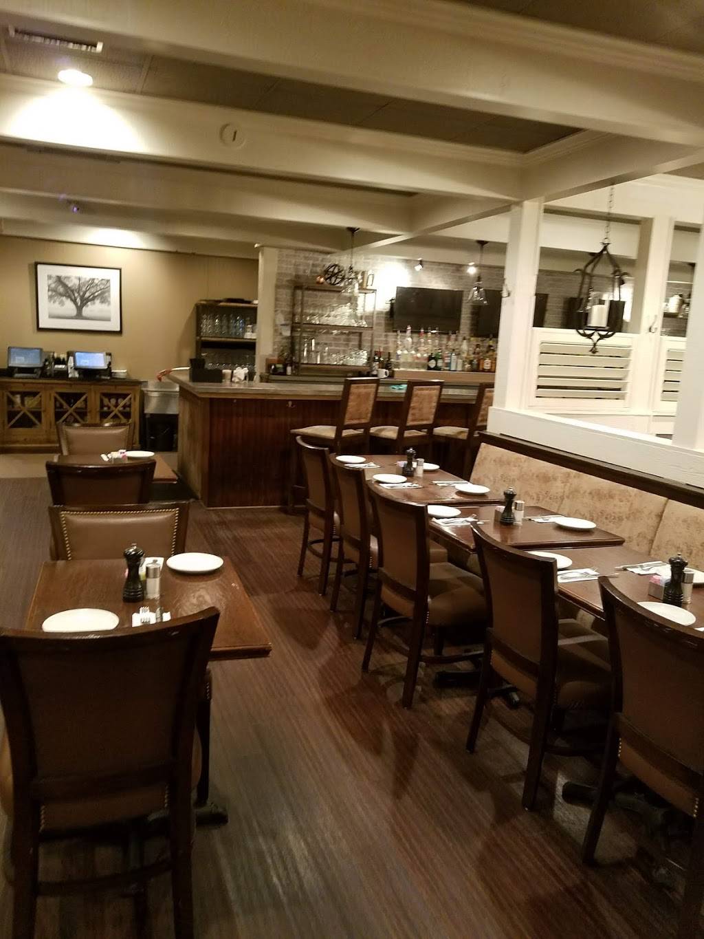 Ramparts Tavern & Grill | restaurant | 2605, 1700 Fern St, Alexandria, VA 22302, USA | 7039986616 OR +1 703-998-6616