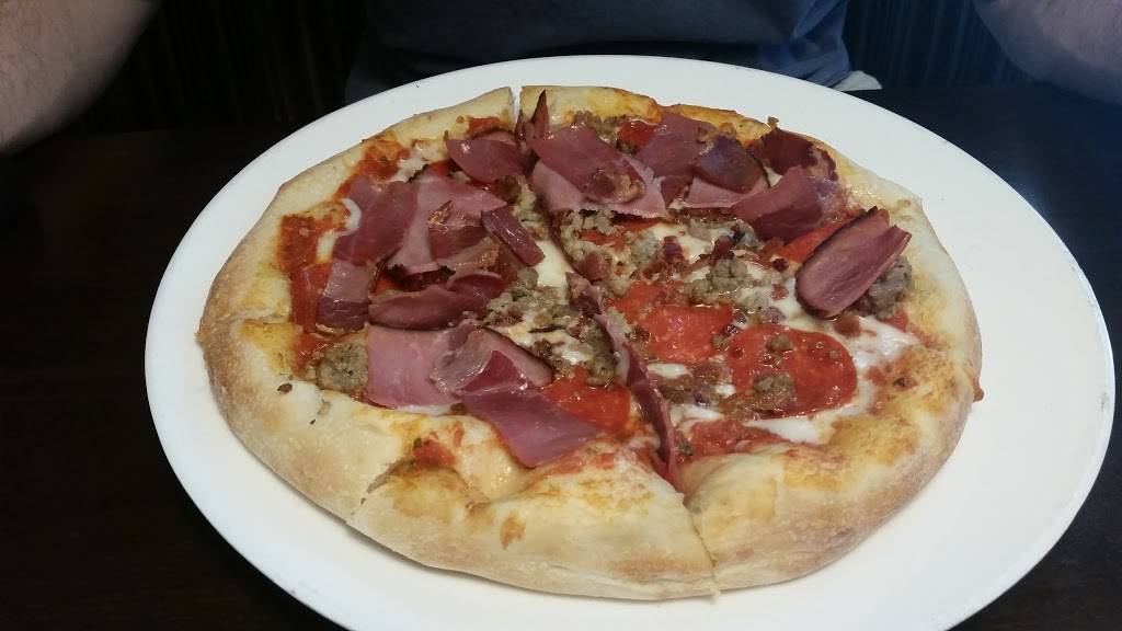 DRP Belle Haven | restaurant | 1401 Belle Haven Rd, Alexandria, VA 22307, USA | 7037655300 OR +1 703-765-5300