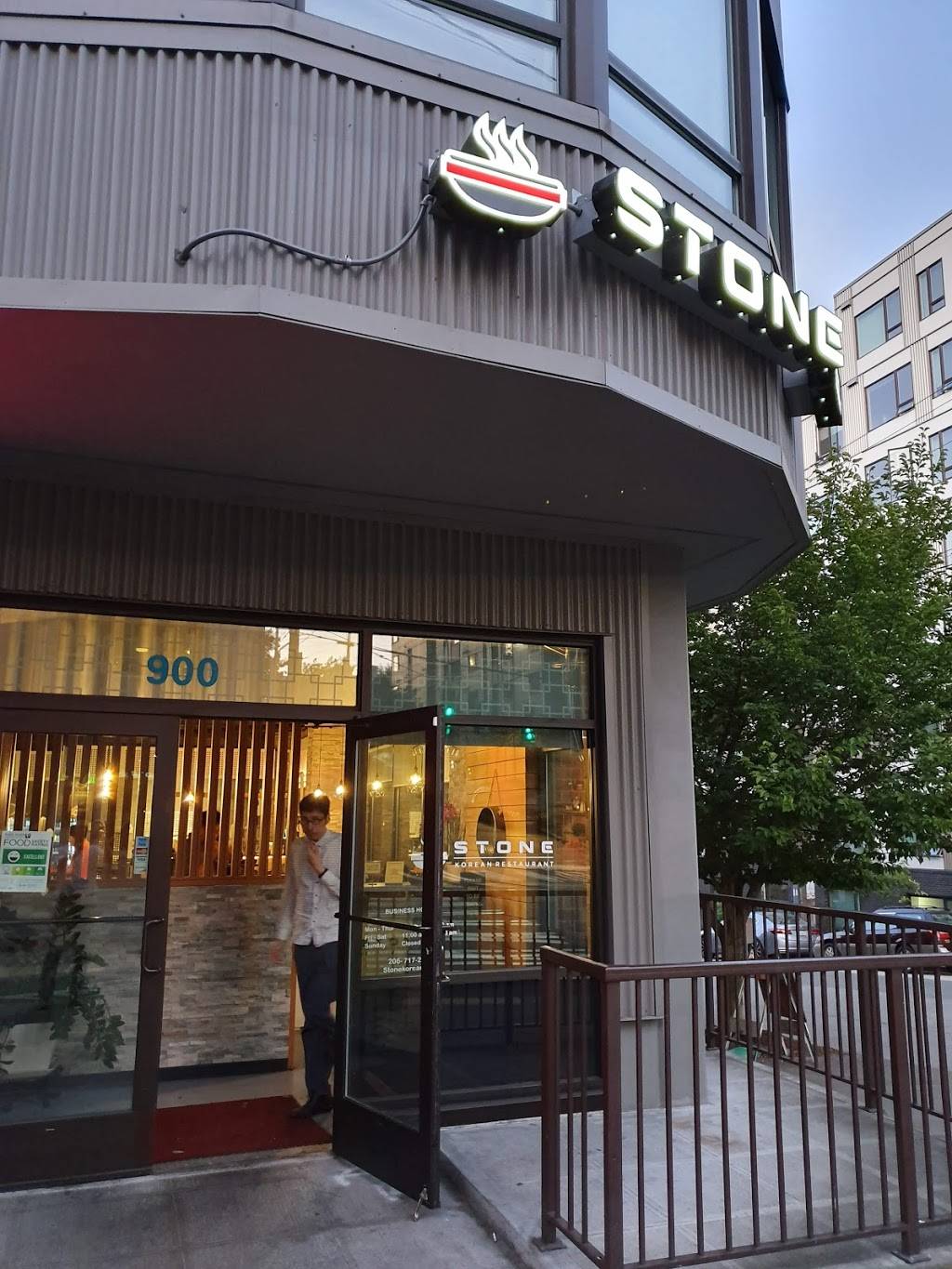 Stone Korean Restaurant | restaurant | 900 Dexter Ave N, Seattle, WA 98109, USA | 2067172864 OR +1 206-717-2864