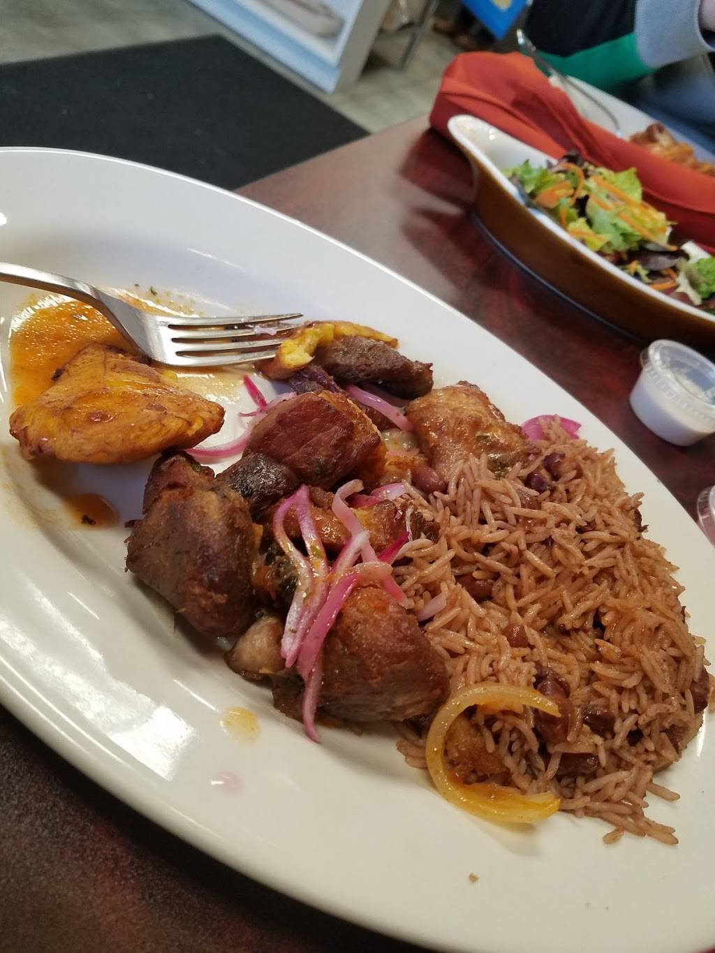 Oasis Caribbean Cuisine | restaurant | 487 Washington St, Norwood, MA 02062, USA | 7813520061 OR +1 781-352-0061