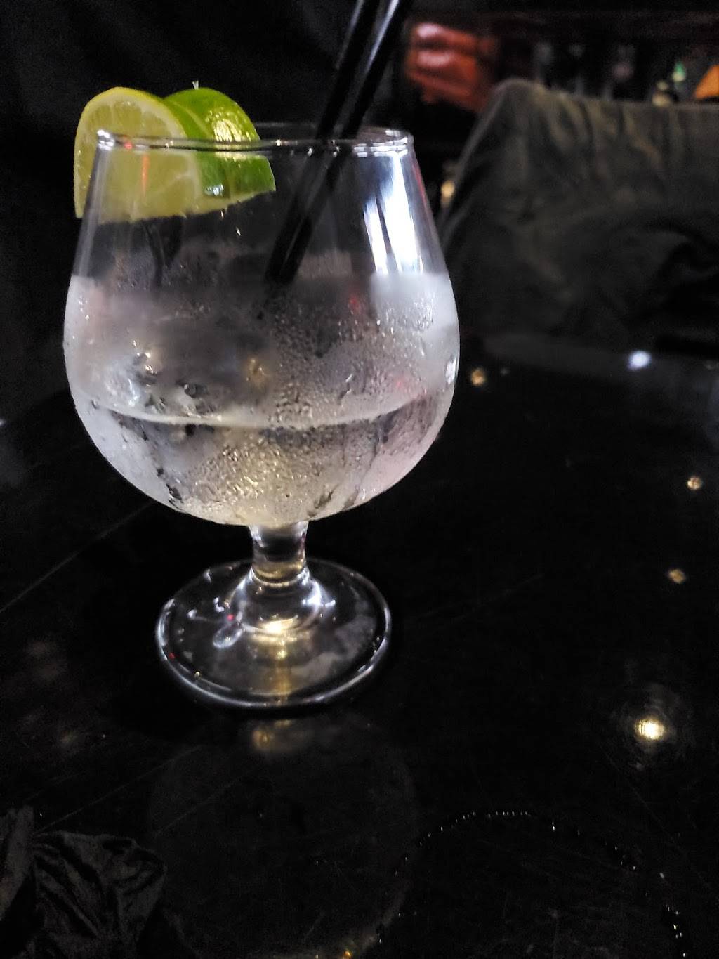 Game Day Sports Bar | restaurant | 5757 Broadway, The Bronx, NY 10463, USA | 7185481782 OR +1 718-548-1782