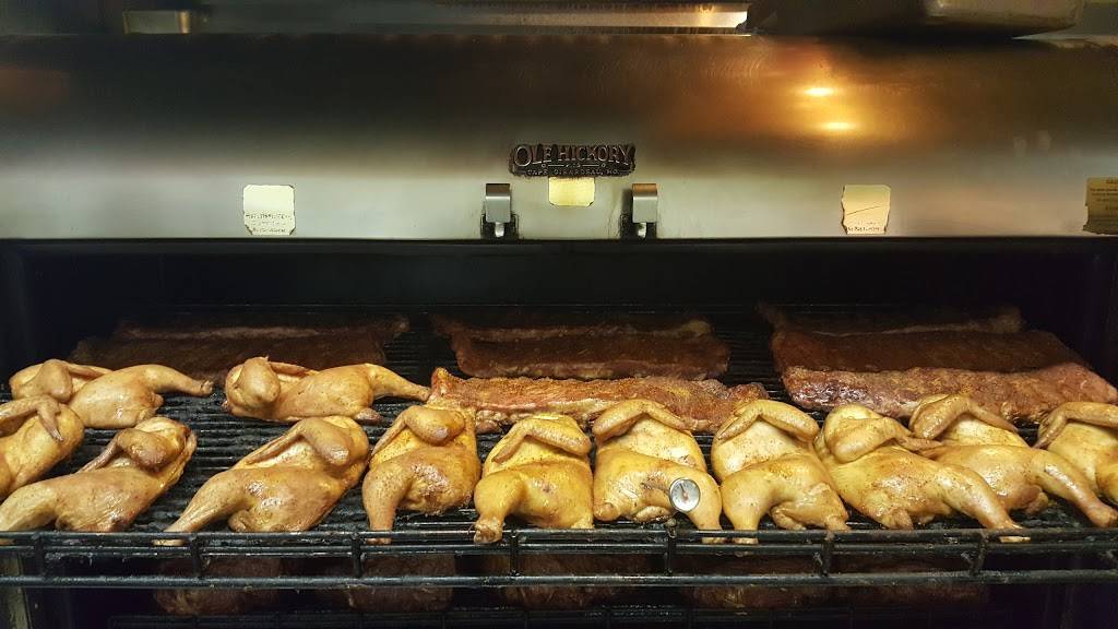 Moes Original BBQ - Starkville | meal takeaway | 110 E Main St, Starkville, MS 39759, USA | 6623206637 OR +1 662-320-6637