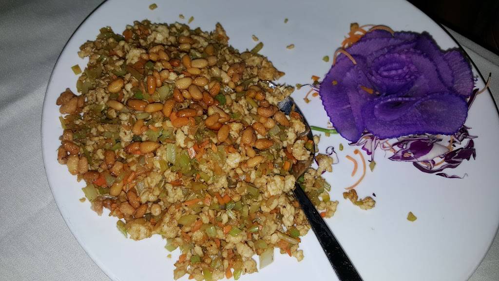 Panda House | restaurant | #1, 5187, 93 Mill Plain Rd, Danbury, CT 06811, USA | 2037436080 OR +1 203-743-6080