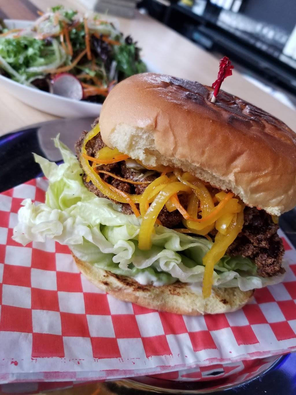 The Aviary | restaurant | 484 A Front St E, Toronto, ON M5A 0J1, Canada | 6473527837 OR +1 647-352-7837