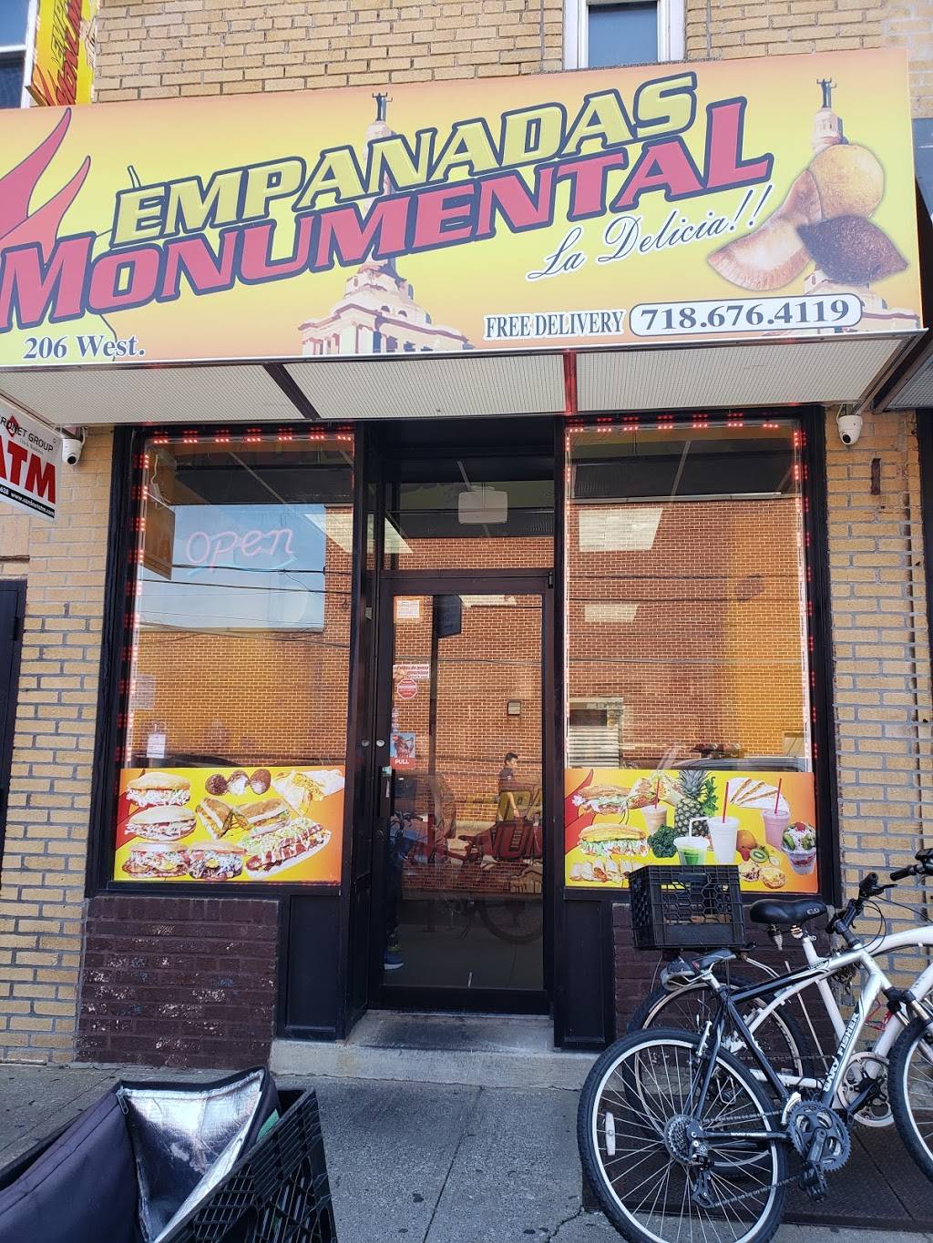 Empanada Monumental | restaurant | 206 W 236th St, The Bronx, NY 10463, USA | 7186764119 OR +1 718-676-4119