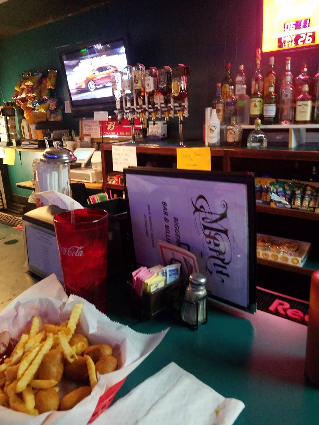 Biggens Bar and Billiards | restaurant | 858 W Green St, Decatur, IL 62522, USA | 2174226360 OR +1 217-422-6360