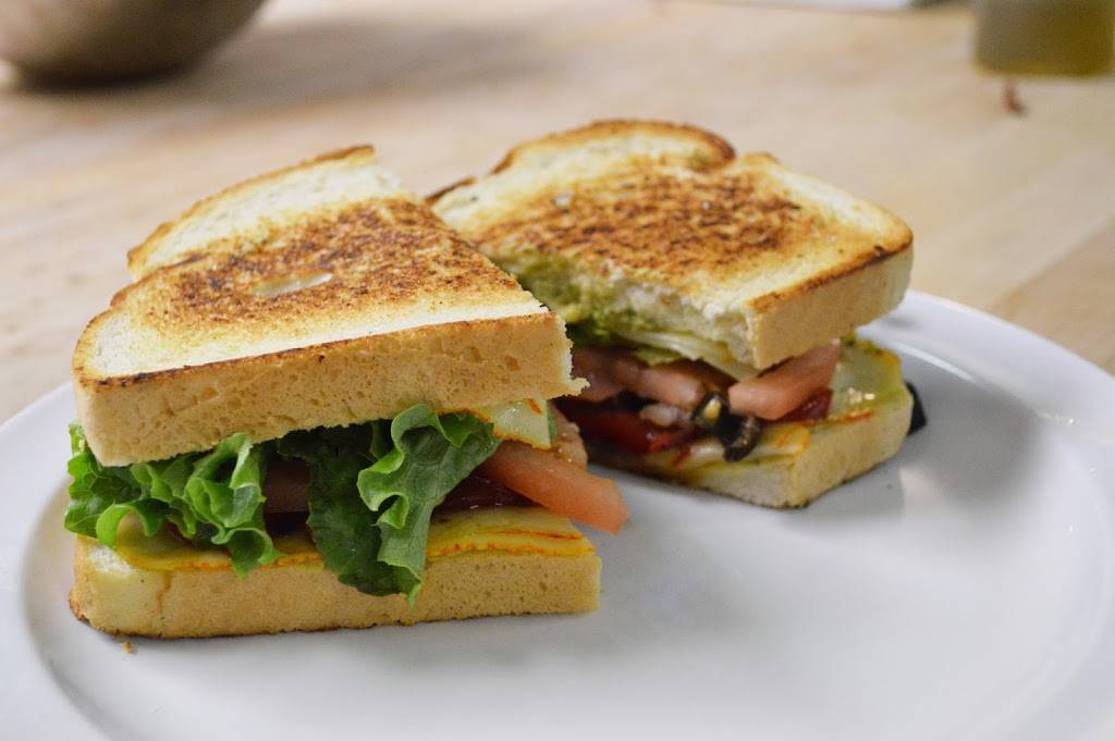 Freedom Farms Sandwich Shop | meal takeaway | 796 Pittsburgh Rd, Butler, PA 16002, USA | 7244811444 OR +1 724-481-1444
