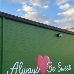 Desserts by Toffee to Go | bakery | 3251 W Bay to Bay Blvd, Tampa, FL 33629, United States | 8136050655 OR +1 813-605-0655