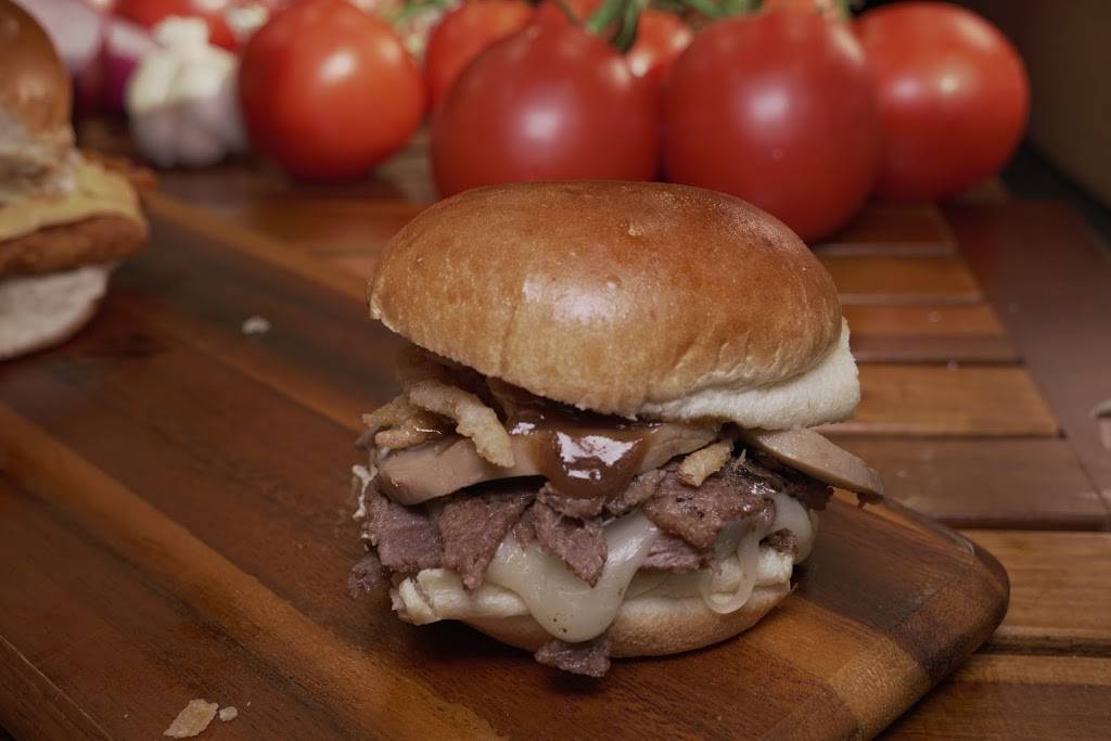 Savvy Sliders | restaurant | 6045 S Cedar St, Lansing, MI 48911, USA | 5172727777 OR +1 517-272-7777