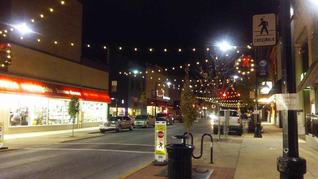 Seafood by Crushed Velvet | restaurant | 1317 Washington Ave, St. Louis, MO 63103, USA | 3147370707 OR +1 314-737-0707