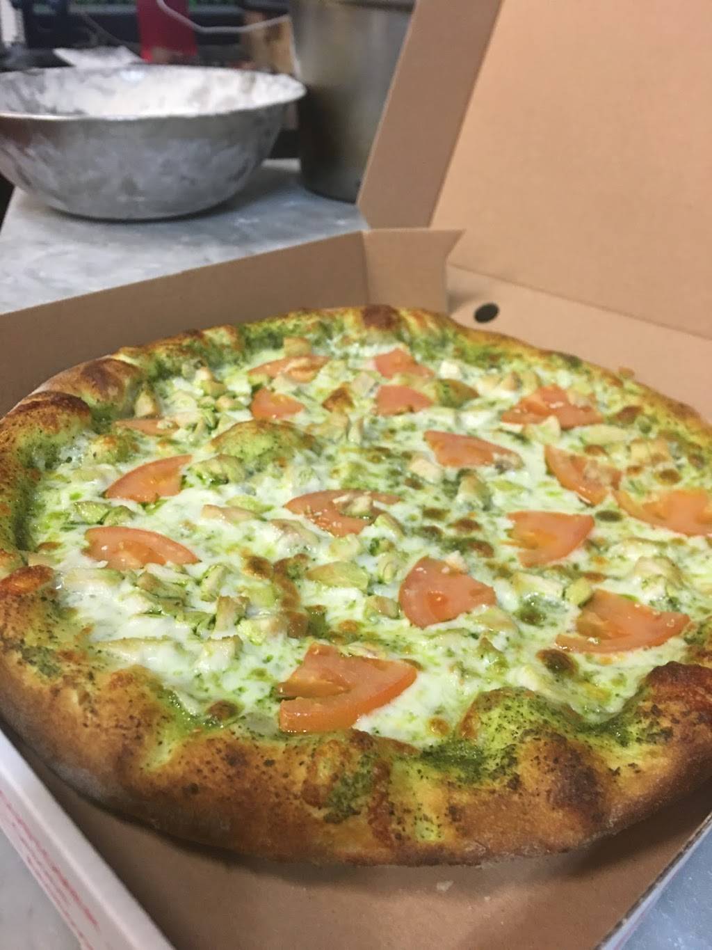 Pasha Pizza | restaurant | 665 Classon Ave, Brooklyn, NY 11238, USA | 3474350666 OR +1 347-435-0666