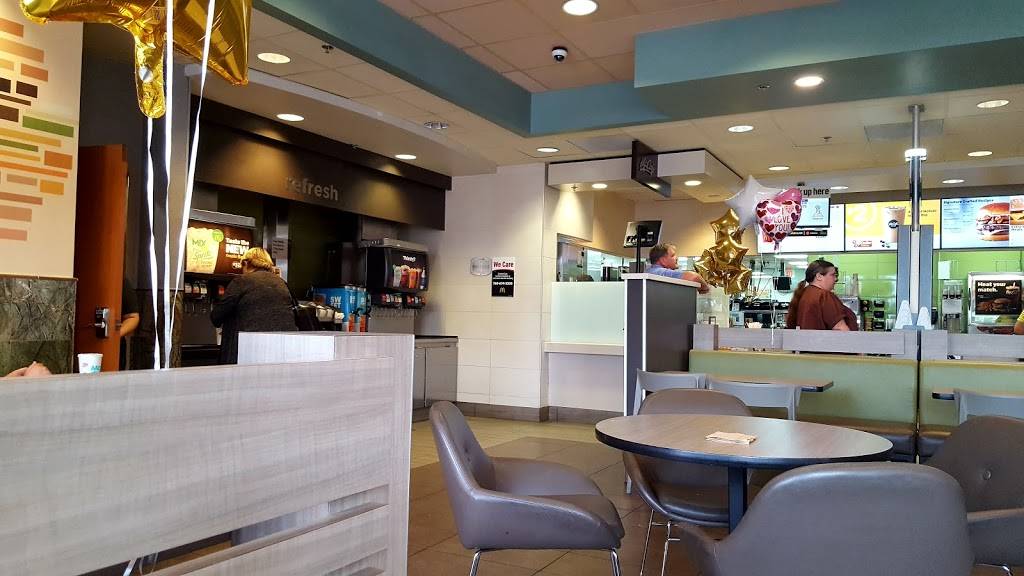 McDonalds | cafe | 42550 Jackson St, Indio, CA 92203, USA | 7603470506 OR +1 760-347-0506