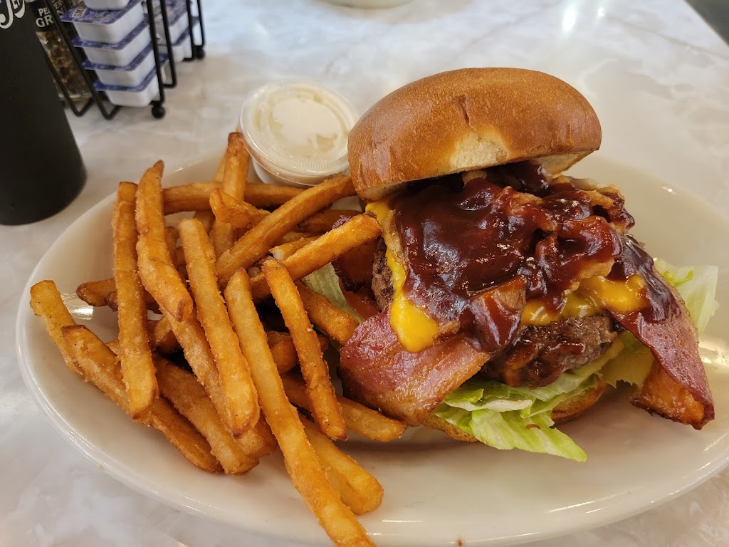 IDK | restaurant | 335 W Columbia Dr, Kennewick, WA 99336, USA | 5095790588 OR +1 509-579-0588