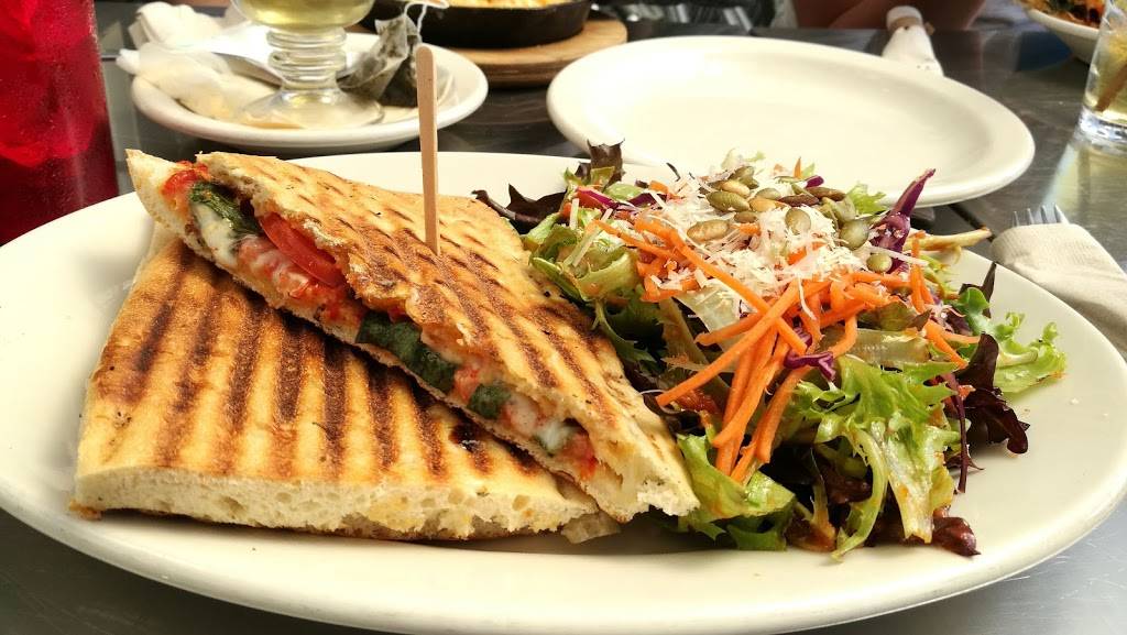 LA FiAMMA | restaurant | 200 E Chestnut St, Bellingham, WA 98225, USA | 3606470060 OR +1 360-647-0060