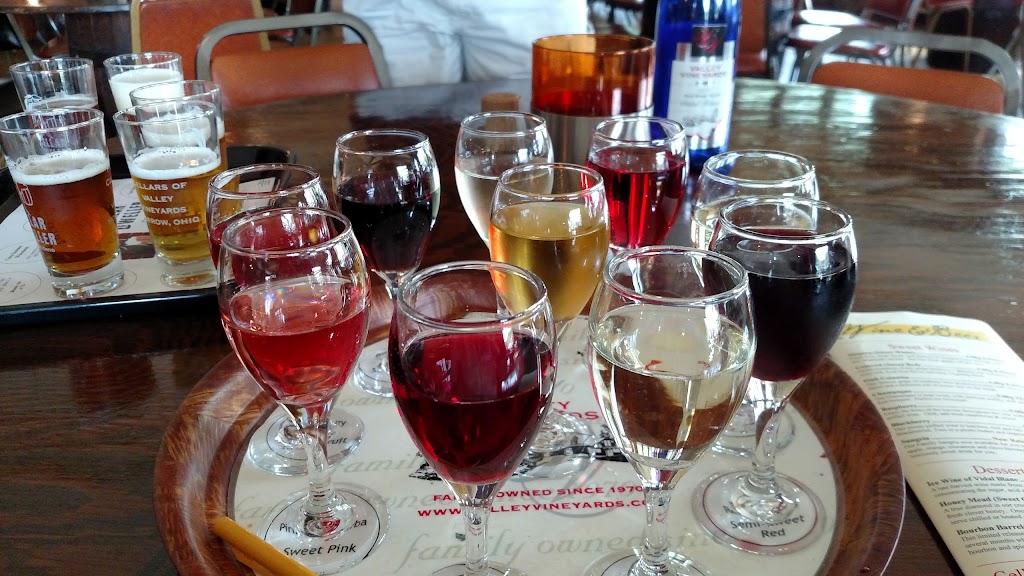 Valley Vineyards | restaurant | 2276 US-22 &, OH-3, Morrow, OH 45152, USA | 5138992485 OR +1 513-899-2485
