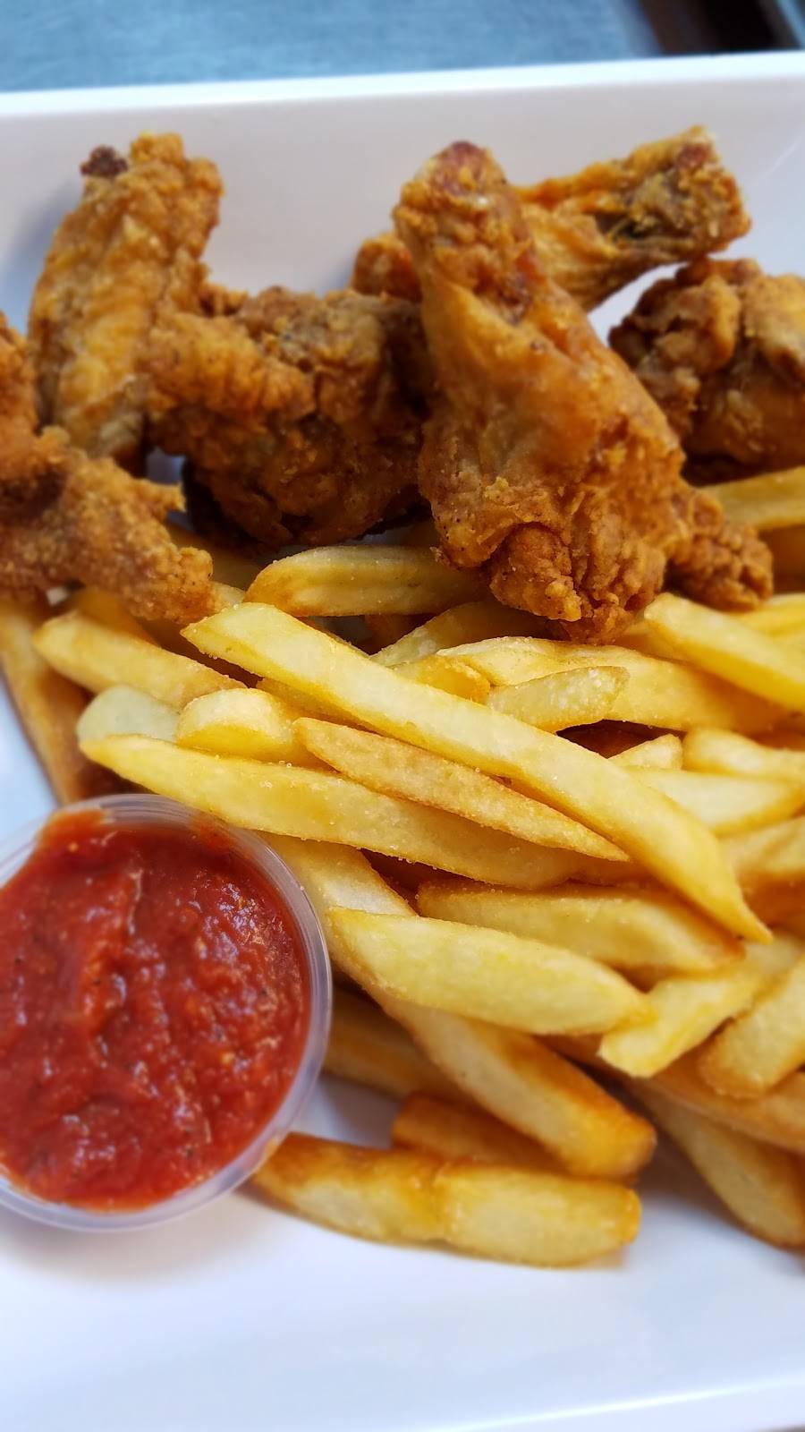 Papas Pizza & Wings | meal takeaway | 3910 25th Ave, Schiller Park, IL 60176, USA | 8472605439 OR +1 847-260-5439