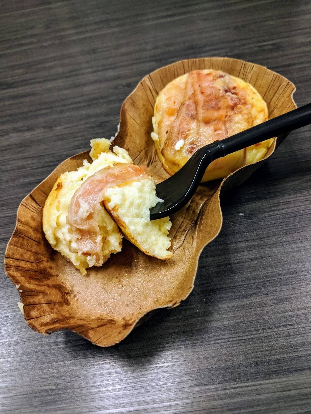 Starbucks | cafe | 3295 Business Park Dr, Vista, CA 92081, USA | 7603300032 OR +1 760-330-0032