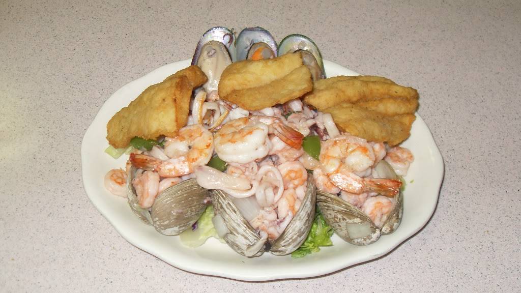 Venus Bar and Restaurant | restaurant | 68 Central Ave, Passaic, NJ 07055, USA | 9734729696 OR +1 973-472-9696