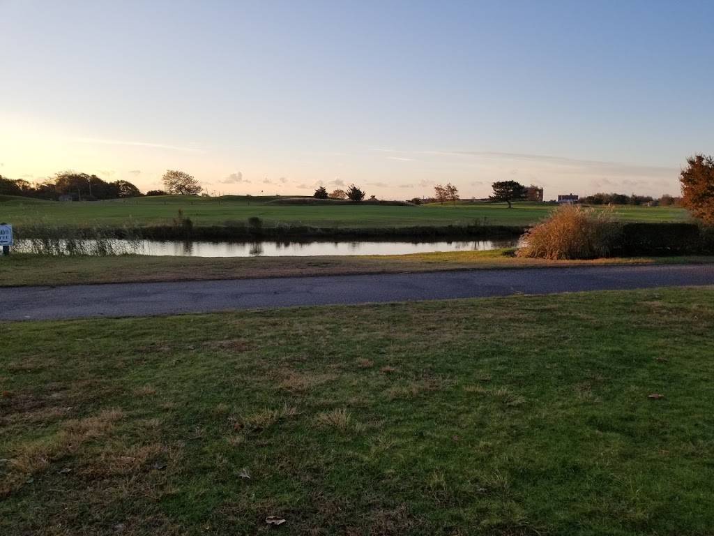 Gemellis at Bergen Point Country Club | restaurant | 69 Bergen Ave #1, West Babylon, NY 11704, USA | 6316611525 OR +1 631-661-1525