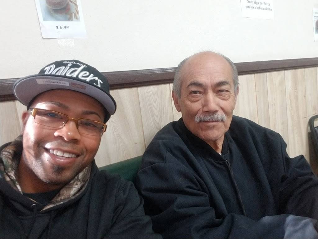 Georges Cafe | restaurant | 4012 43rd St, San Diego, CA 92105, USA | 6196240609 OR +1 619-624-0609