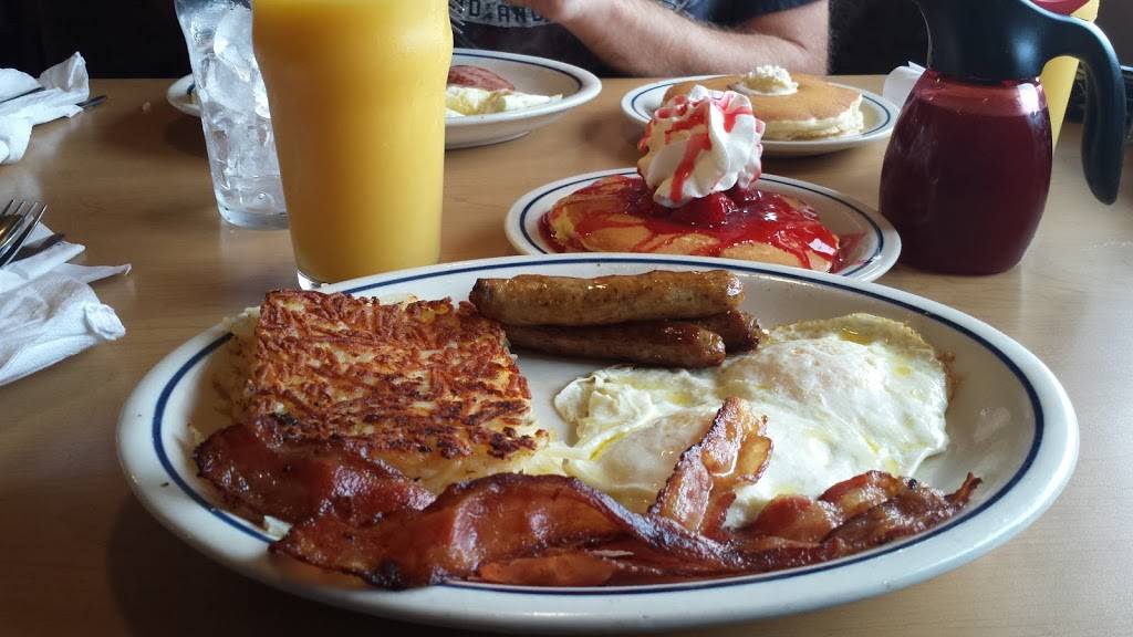 IHOP | restaurant | 3501 E Busch Blvd, Tampa, FL 33612, USA | 8134432178 OR +1 813-443-2178