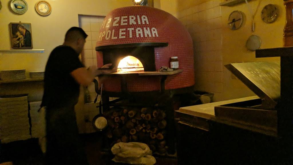 Pizzeria 22 | restaurant | 4213 SW College St, Seattle, WA 98116, USA | 2066877701 OR +1 206-687-7701