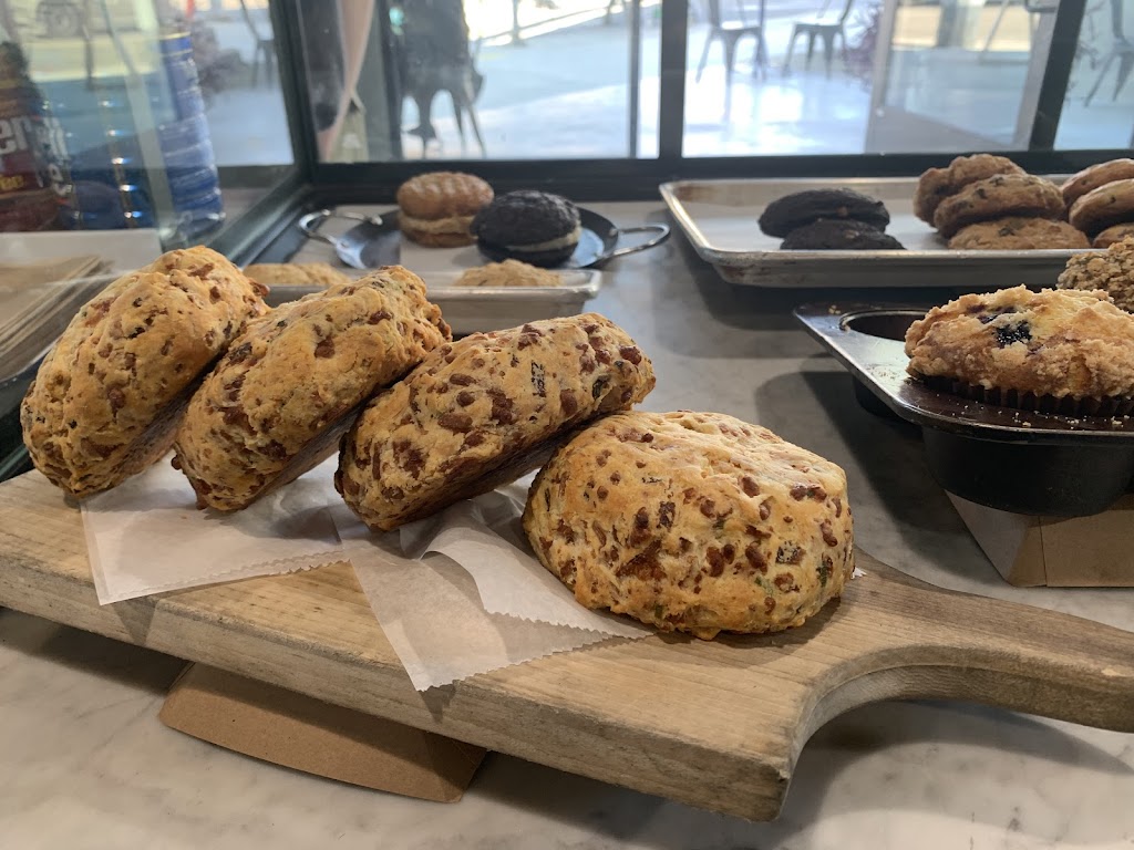 Bolt Virgil Village | restaurant | 654 N Virgil Ave, Los Angeles, CA 90004, USA | 3239282221 OR +1 323-928-2221