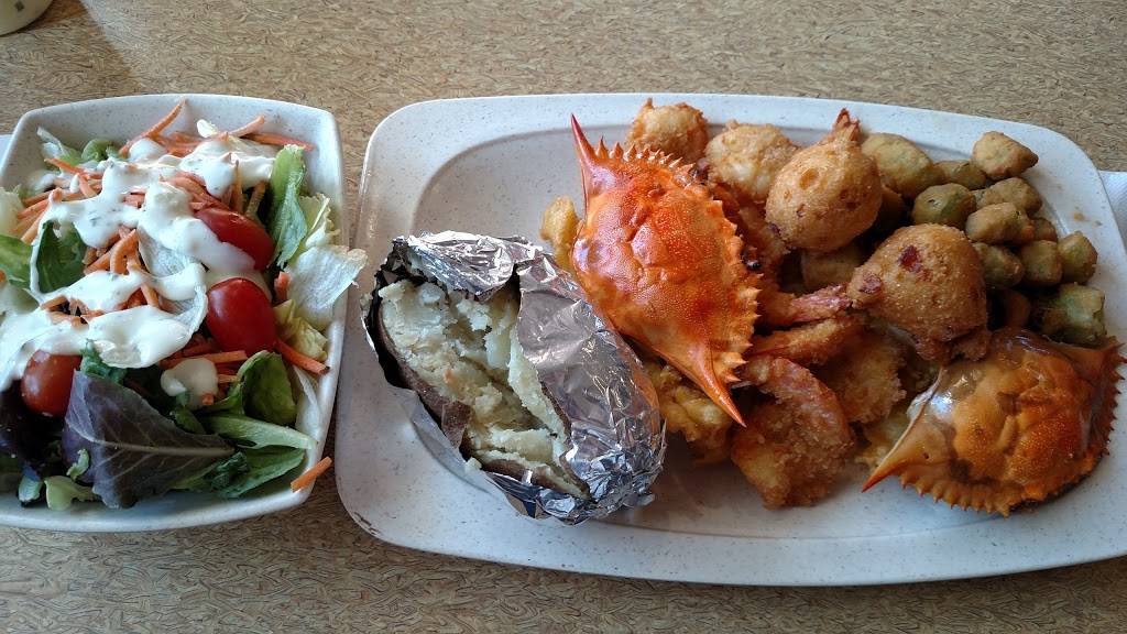 Captain Ds | restaurant | 831 E Little Creek Rd, Norfolk, VA 23518, USA | 7575830141 OR +1 757-583-0141