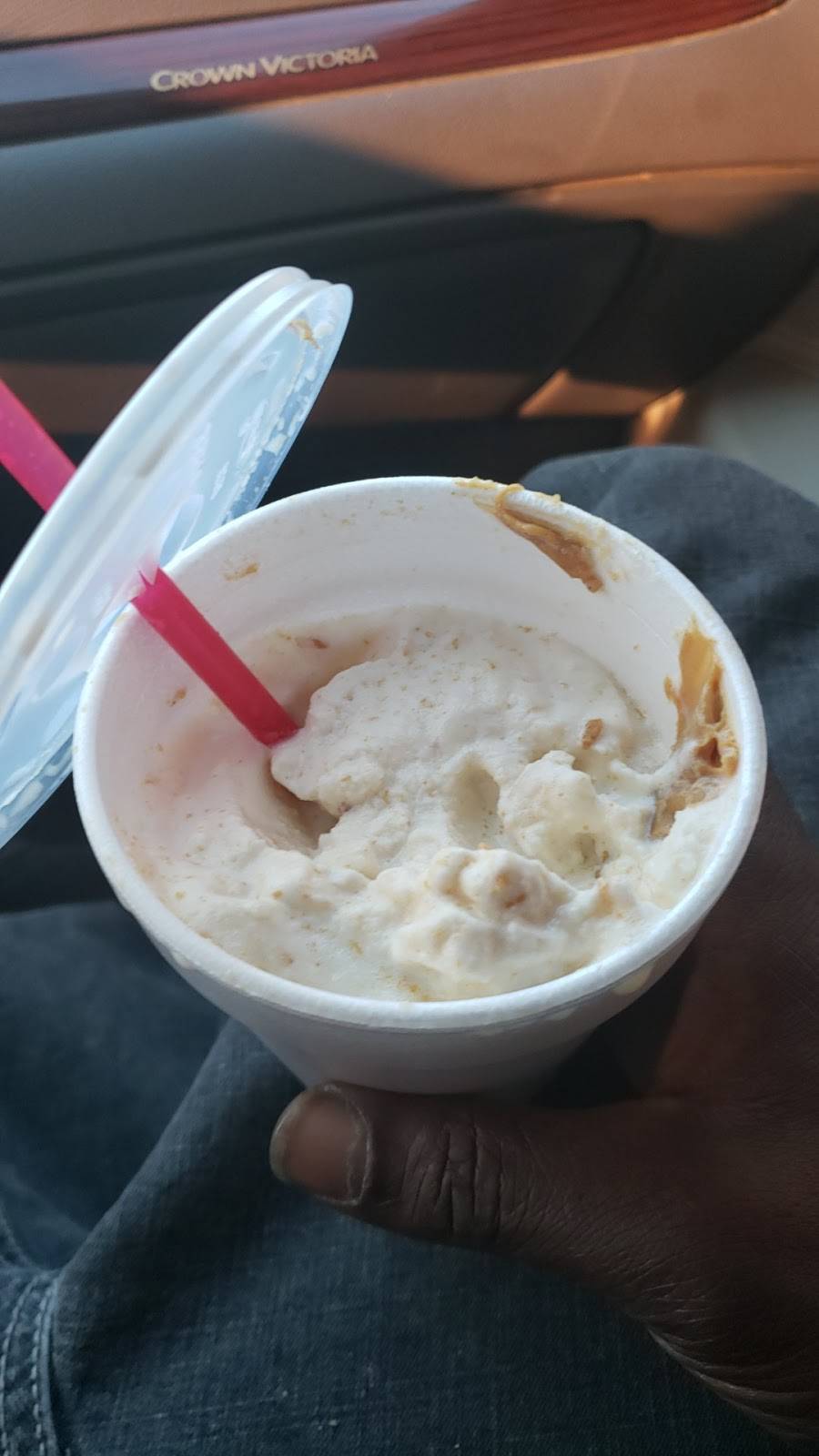 Lancaster Frosty King | restaurant | 5508 S Union Ave, Bakersfield, CA 93307, USA | 6618319167 OR +1 661-831-9167