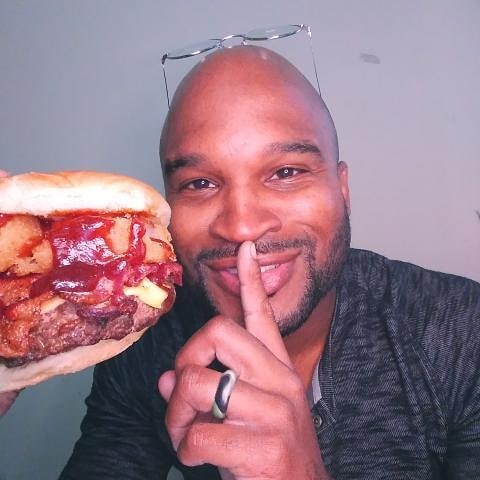 Uncle Curt Curts Burgers | meal takeaway | Behind Advantage Windows, 3709 Brainerd Rd, Chattanooga, TN 37411, USA | 4233156795 OR +1 423-315-6795