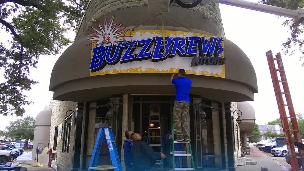 BuzzBrews Lakewood | restaurant | 5815 Live Oak St #102, Dallas, TX 75214, USA | 2143705815 OR +1 214-370-5815