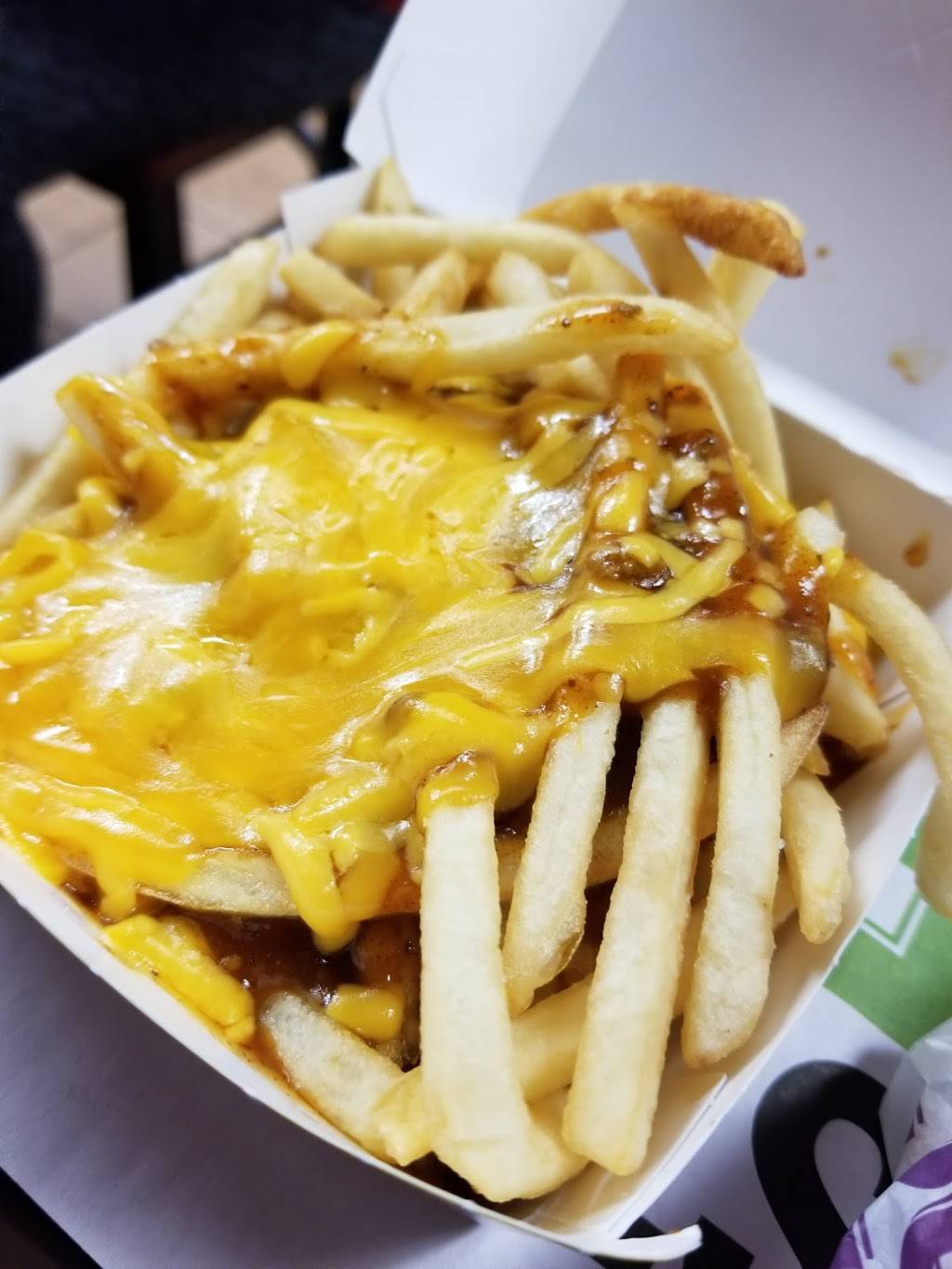 Wienerschnitzel | restaurant | 25250 Madison Ave, Murrieta, CA 92562, USA | 9514619697 OR +1 951-461-9697