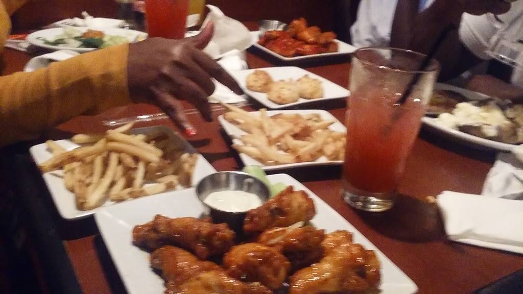 Ruby Tuesday | restaurant | 848 Cottage Grove Rd, Bloomfield, CT 06002, USA | 8607269401 OR +1 860-726-9401