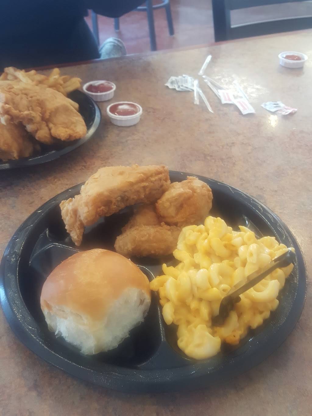 The Chicken Place | restaurant | 6717 Rufe Snow Dr, Watauga, TX 76148, USA | 8172812100 OR +1 817-281-2100