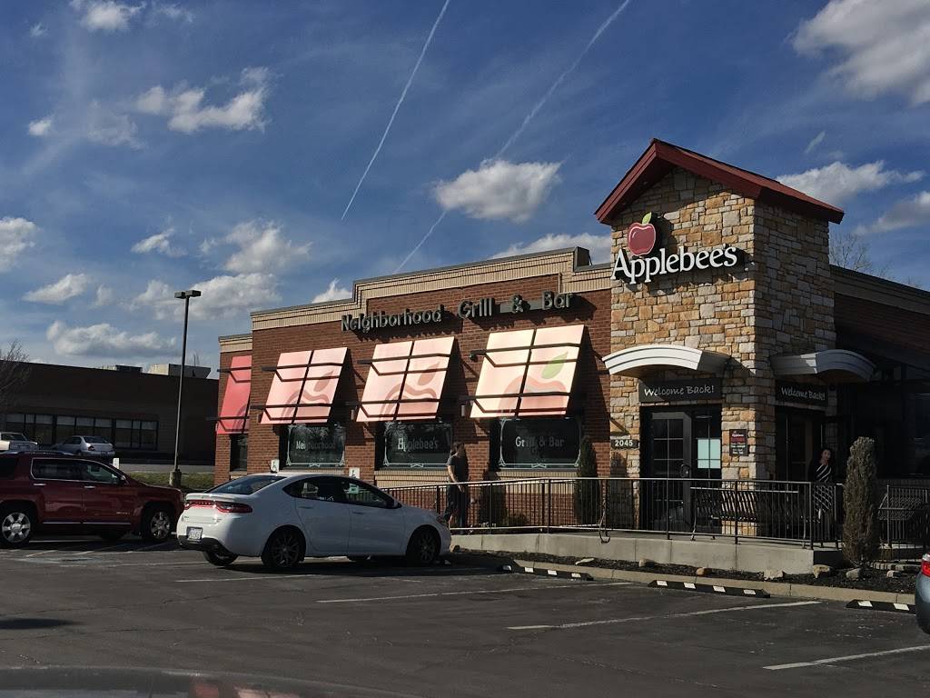 Applebees Grill + Bar | restaurant | 2045 Lebanon Church Rd, Pittsburgh, PA 15122, USA | 4126539437 OR +1 412-653-9437