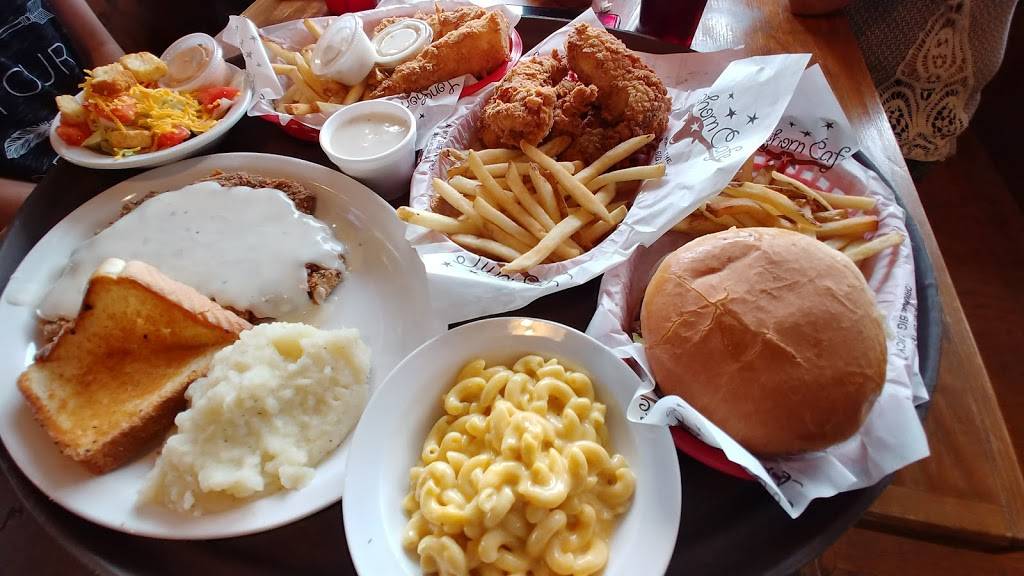 The Longhorn Cafe | restaurant | 1667 TX-46, New Braunfels, TX 78132, USA | 8303875094 OR +1 830-387-5094