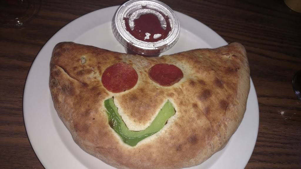 The New Albanian Brewing Company Pizzeria & Public House | restaurant | 3312 Plaza Dr, New Albany, IN 47150, USA | 8129442577 OR +1 812-944-2577