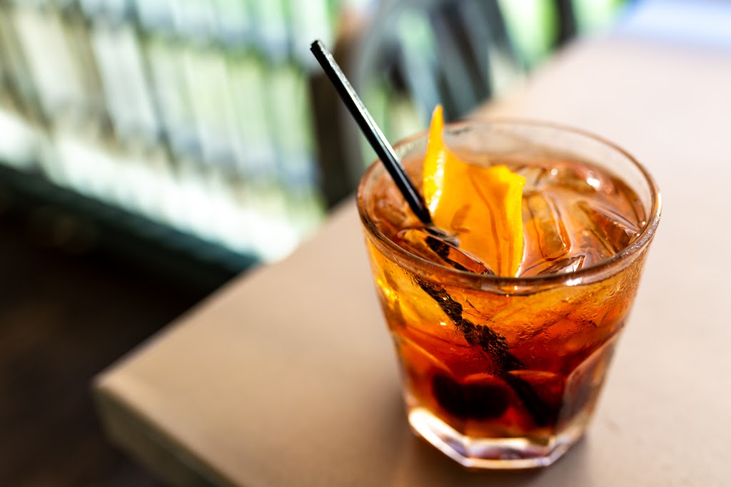 Warehouse No 1 Restaurant | restaurant | 1 Olive St, Monroe, LA 71201, USA | 3183221340 OR +1 318-322-1340