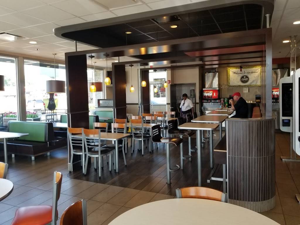 McDonalds | cafe | 4472 Ocmulgee E Blvd, Macon, GA 31217, USA | 4787440032 OR +1 478-744-0032