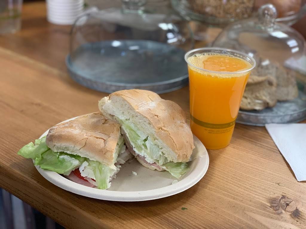 Thania’s Juice Bar | restaurant | 868 Tahoe Blvd # 7, Incline Village, NV 89451, USA | 7752982858 OR +1 775-298-2858