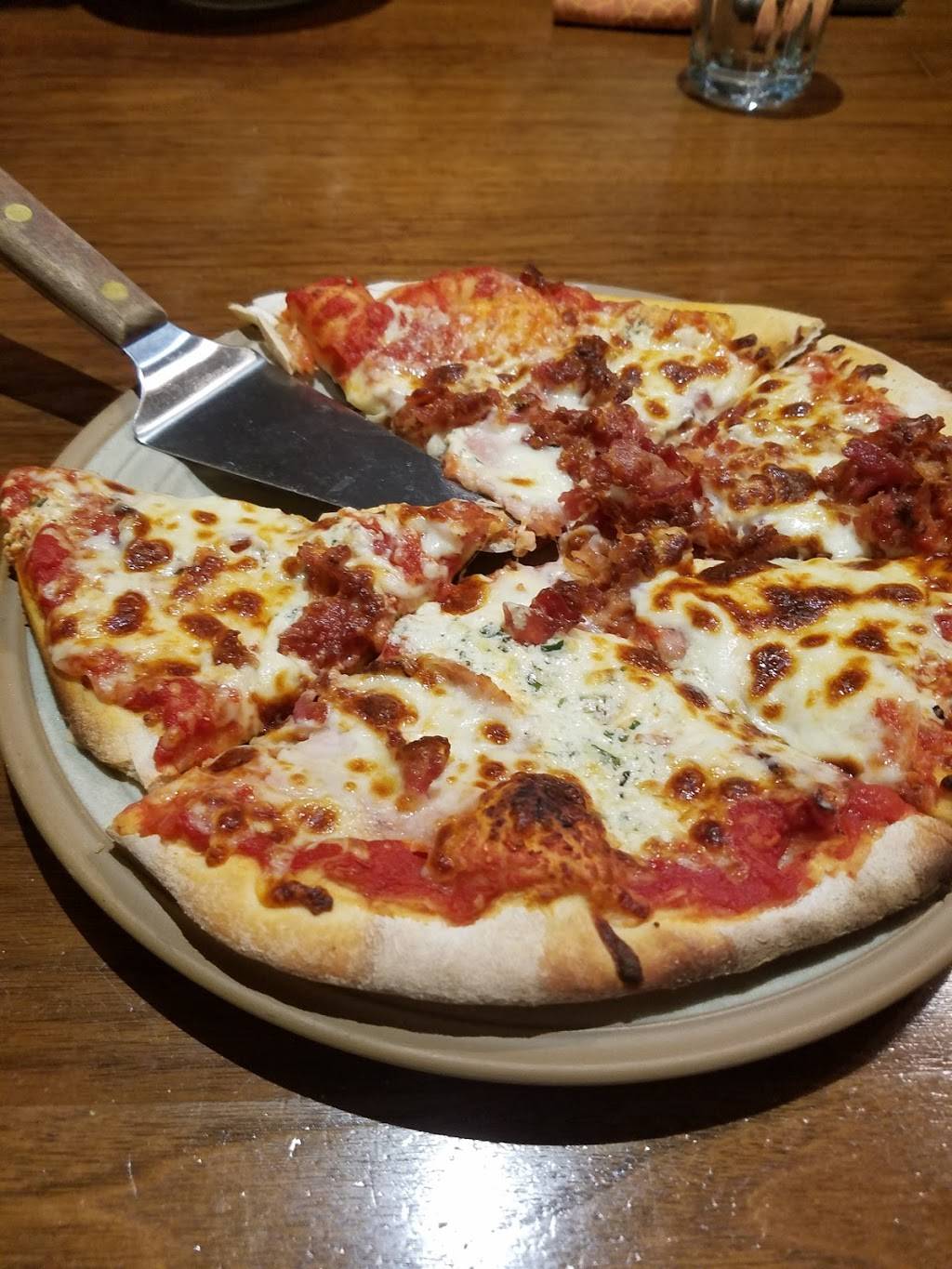 Harvest Kitchen | Bar | restaurant | 400 W Waterman St, Wichita, KS 67202, USA | 3166136300 OR +1 316-613-6300