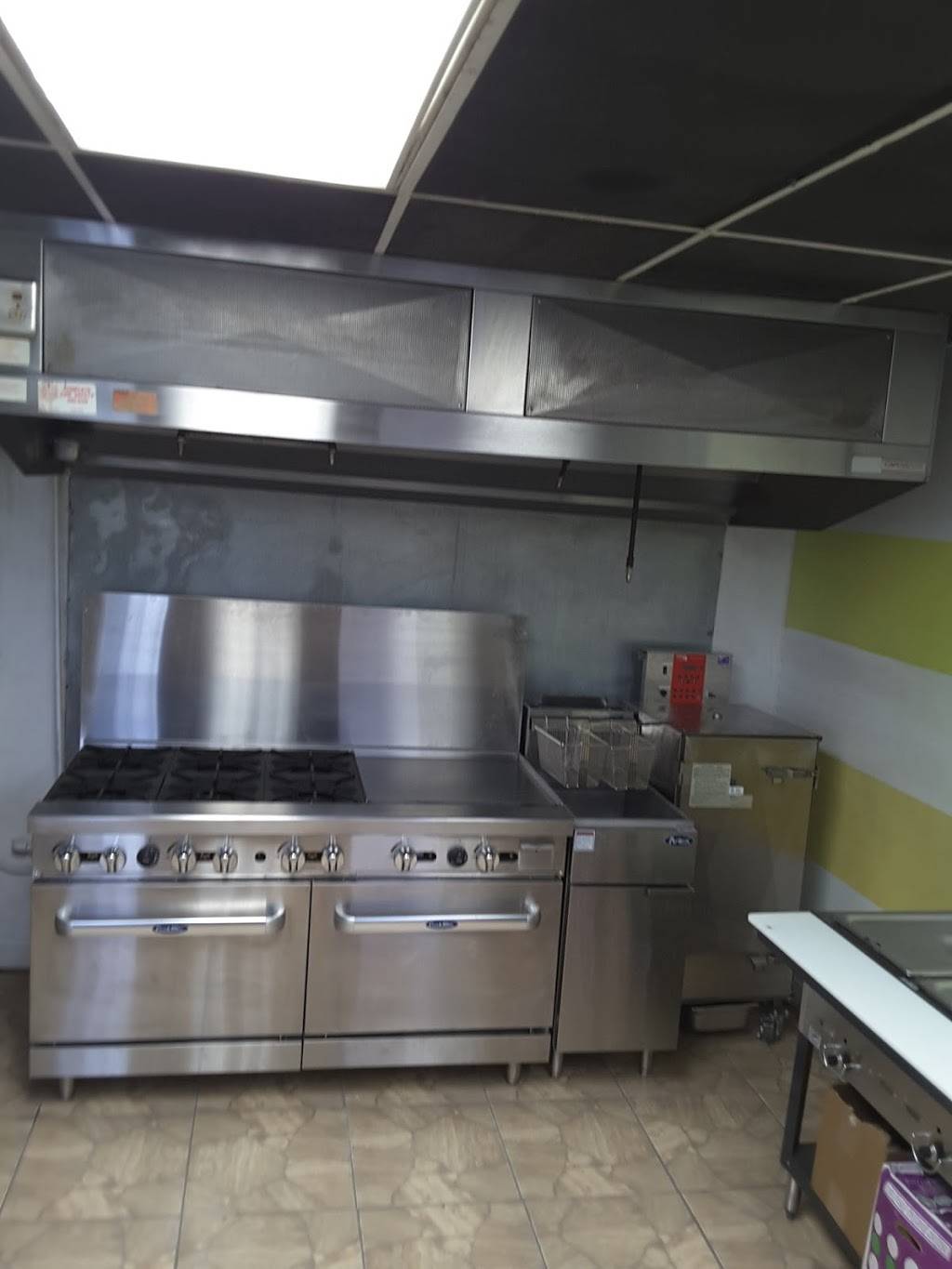 VYBEZ JAMAICAN RESTAURANT | restaurant | 1412 1st St N, Winter Haven, FL 33881, USA | 8632297390 OR +1 863-229-7390